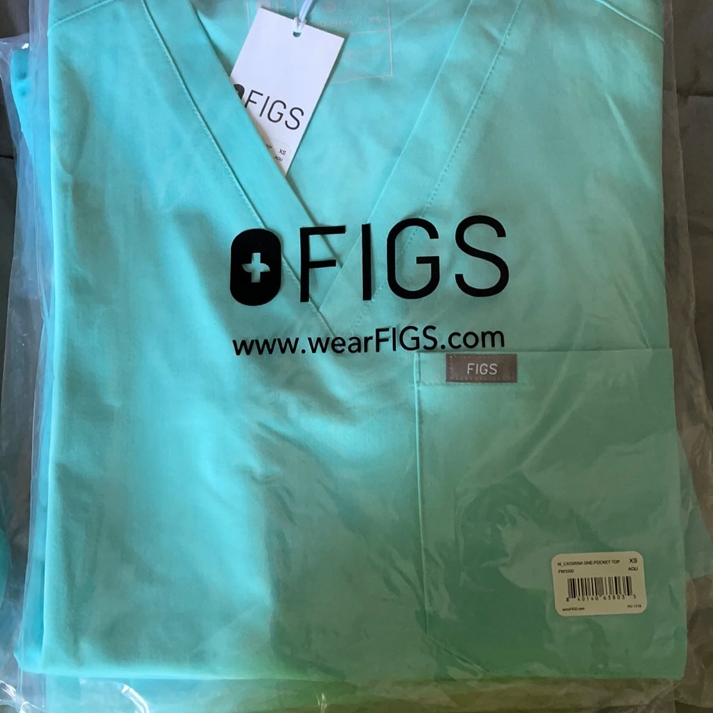 Aqua Catarina size small FIGS